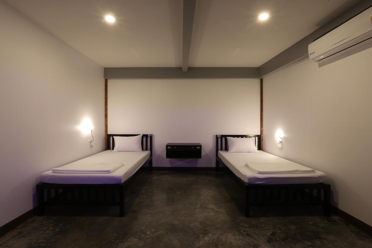 Ao Nang 阳台派对旅舍 - 仅限18岁以上的成人入住旅舍 外观 照片